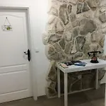 Pomestak Διαμέρισμα *